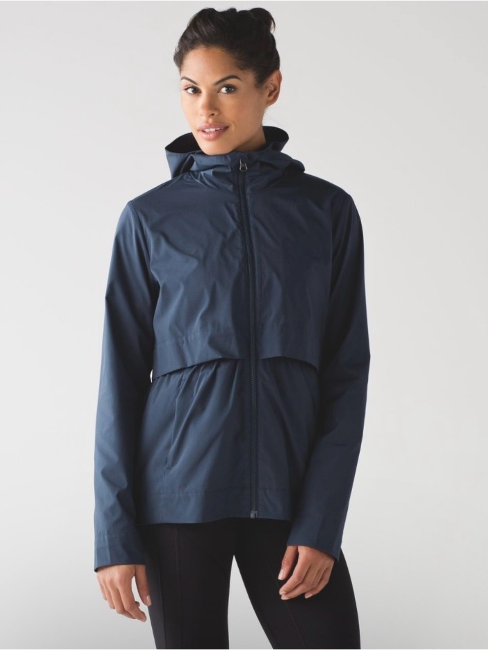 Lululemon Nonstop Rain Jacket size 6 EUC